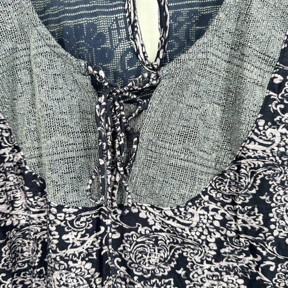 Anthropologie Akemi Kin Top Size Medium Marcella Lace Up Scoop Neck Boho Bell Sl - Picture 2 of 5